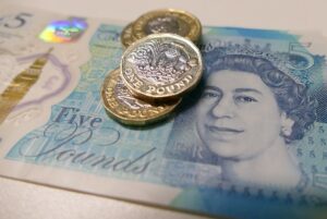 some notes and coins